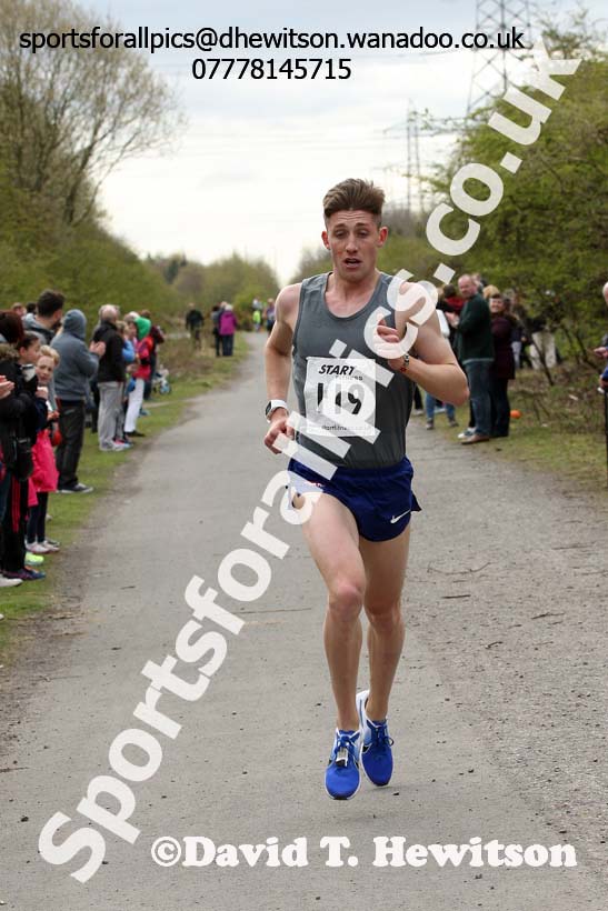 Wallsend Terry O'Gara Memorial 5k. Photo: David T. Hewitson/Sports for All Pics